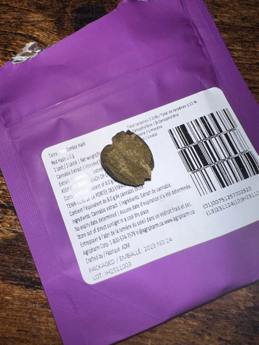 ganja-glam-product-review-community-cannabis-terra-nova-zombie-hash-6