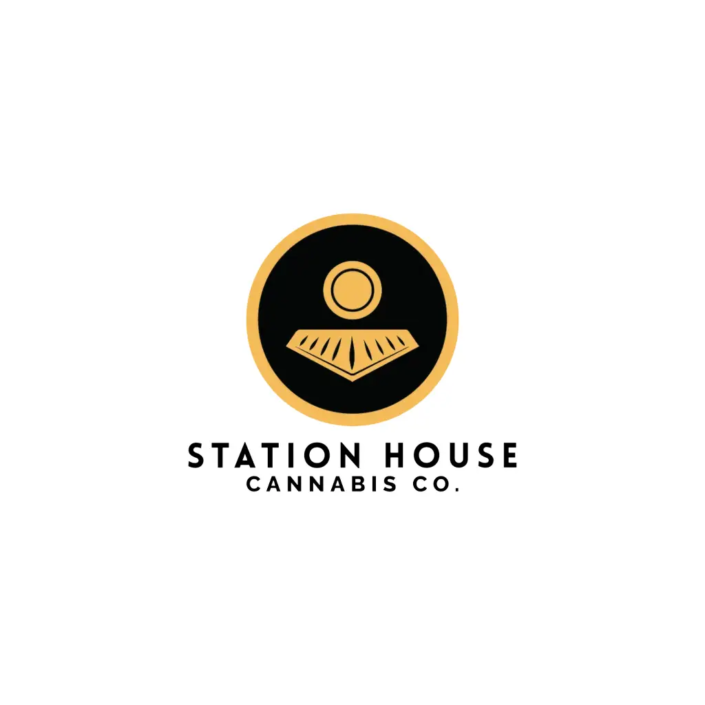 ganja-glam-station-house-logo