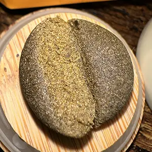 ganja-glam-product-review-carmel-traditional-hash-300px