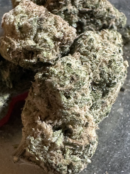 ganja-glam-reviews-xk-candy-kush-3